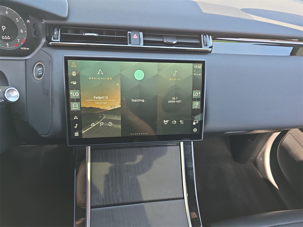 2025 Land Rover Range Rover Velar S photo 20