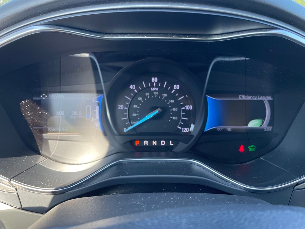 2013 Ford Fusion Hybrid SE photo 9