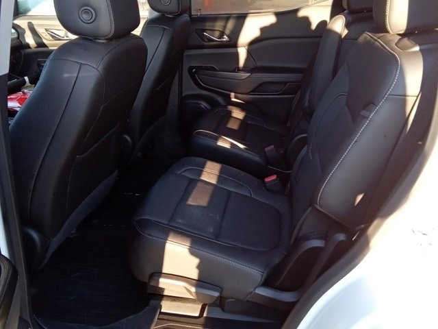 2023 Gmc Acadia SLT photo 3