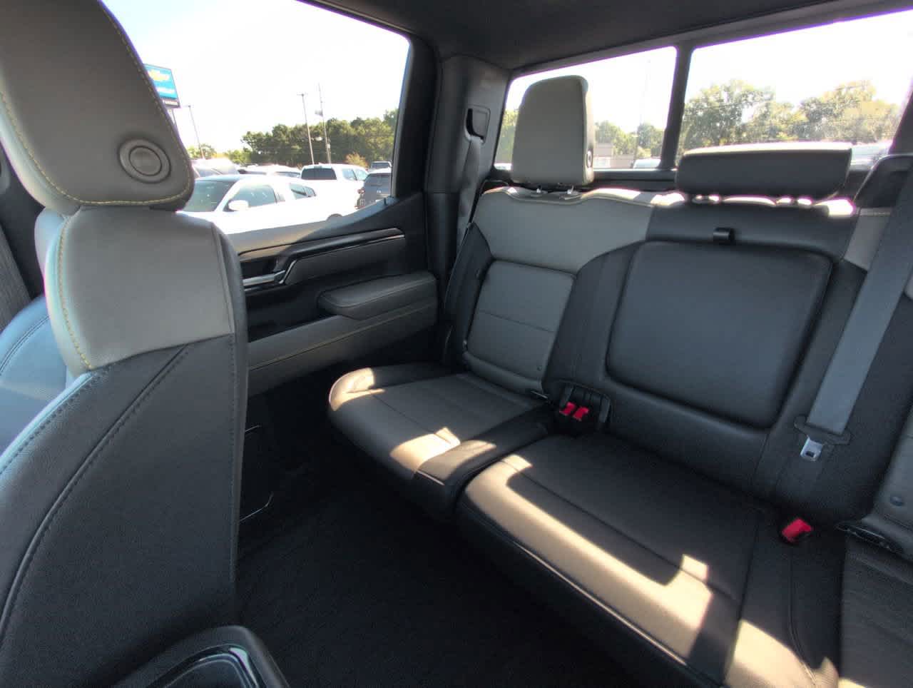 2023 Chevrolet Silverado 1500 ZR2 photo 4