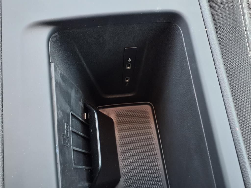 2025 Volkswagen Tiguan S photo 11