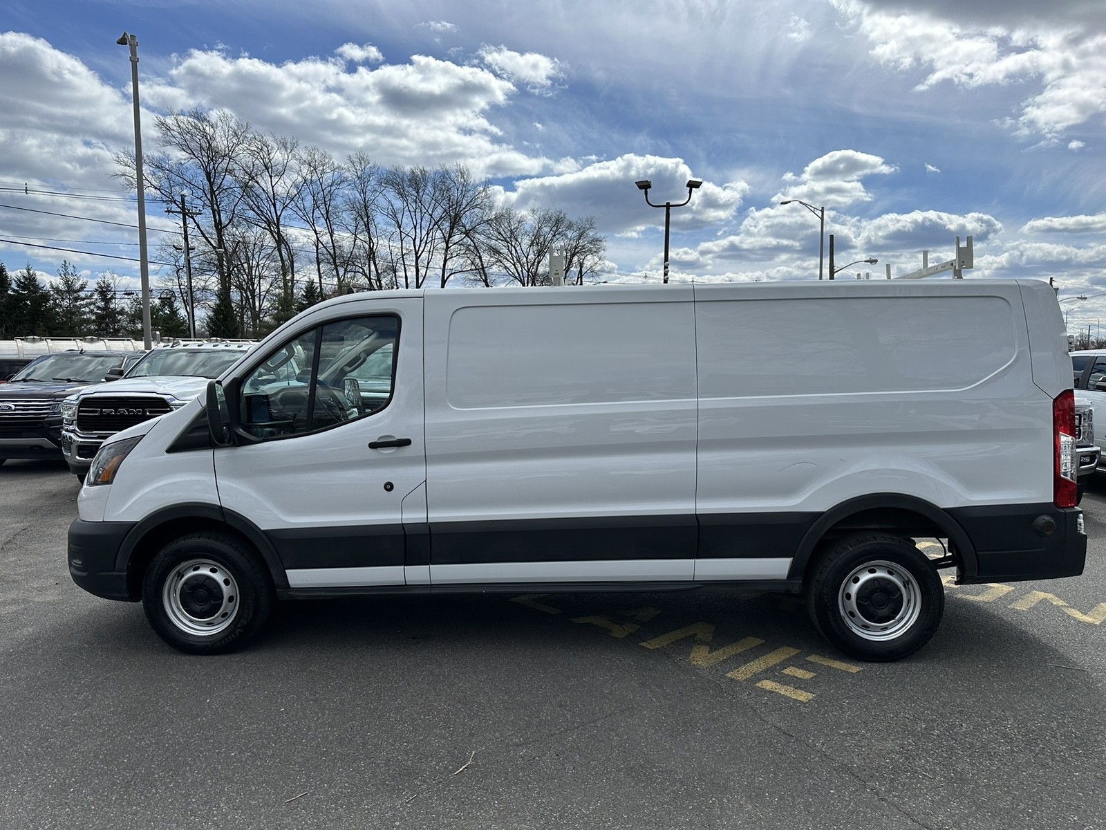 2020 Ford Transit Cargo Van photo 4