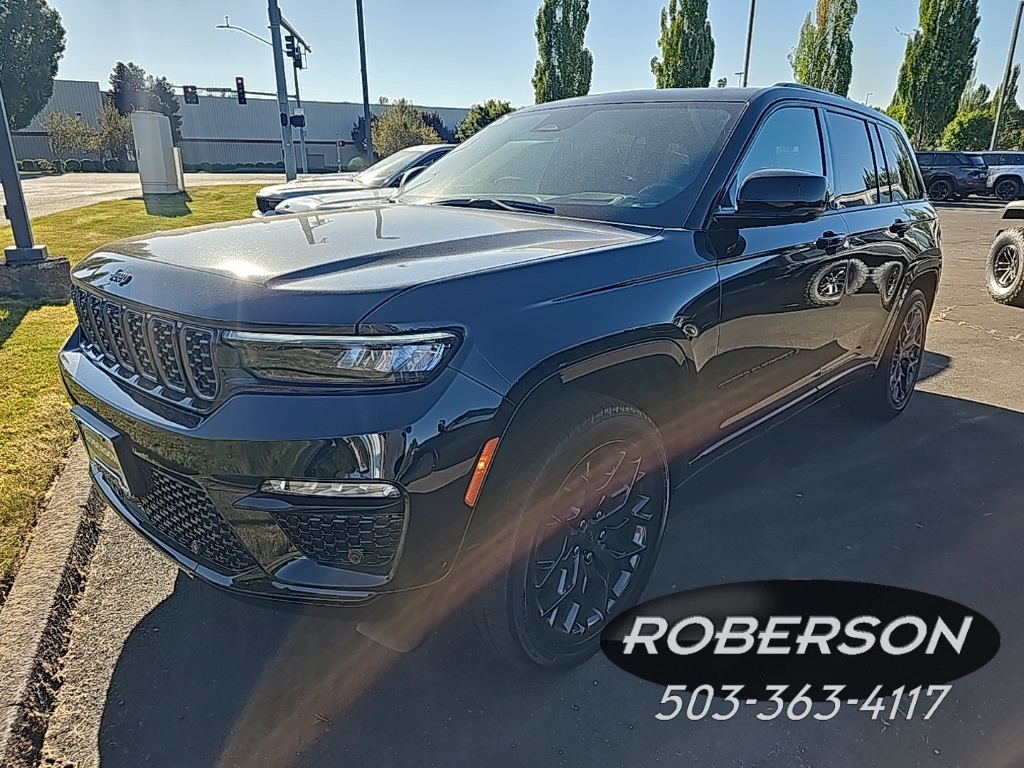 2025 Jeep Grand Cherokee Summit Reserve's photo
