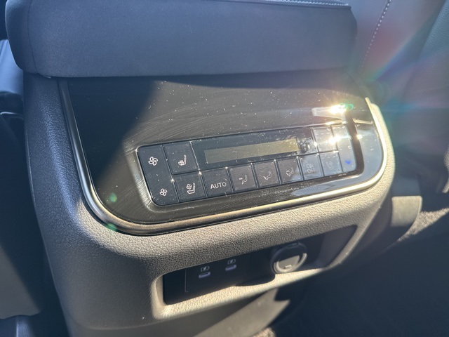 2026 Infiniti QX80 Sensory photo 10