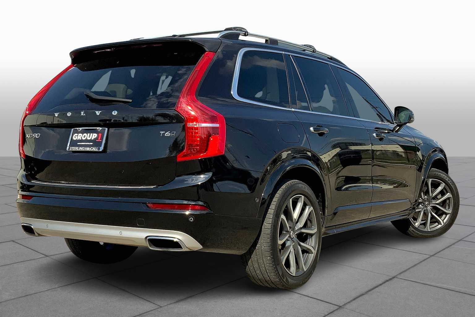 2017 Volvo XC90 Momentum photo 12