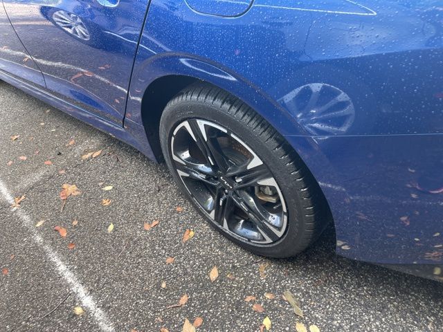 2023 Kia K5 GT-Line photo 6