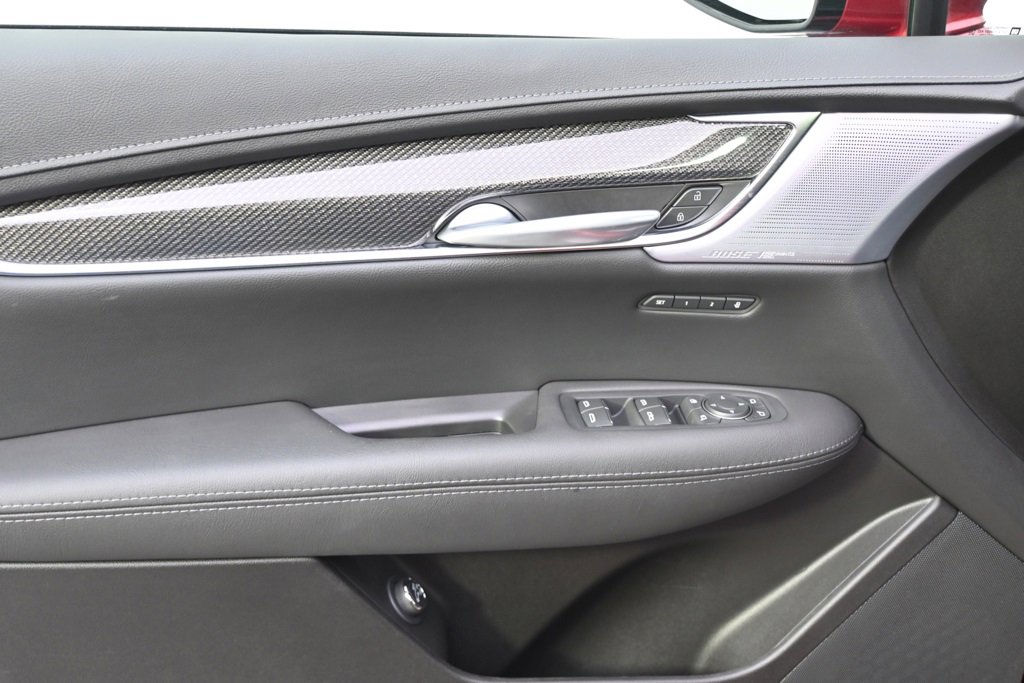 2025 Cadillac XT5 Sport photo 20