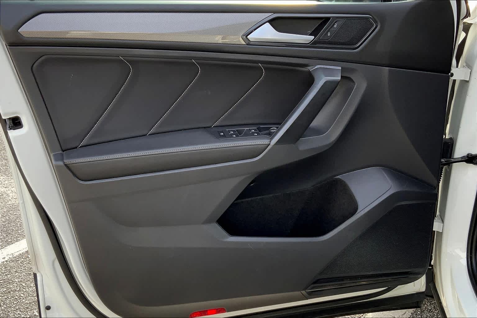 2022 Volkswagen Tiguan SE photo 20