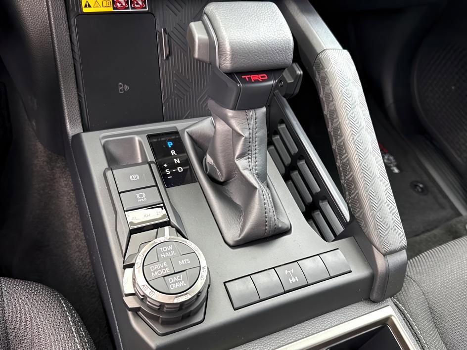 2025 Toyota 4Runner TRD Off-Road photo 11