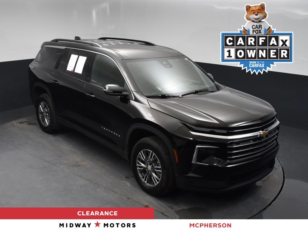 2025 Chevrolet Traverse LT's photo