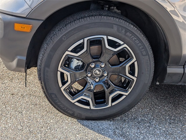 2025 Ford Bronco Sport Outer Banks photo 4