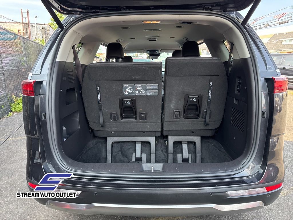 2024 Kia Carnival SX photo 7