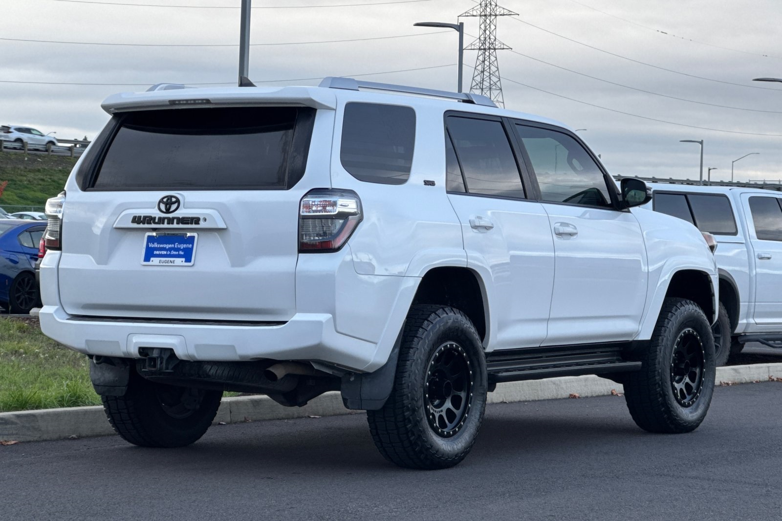 2016 Toyota 4Runner SR5 Premium photo 3