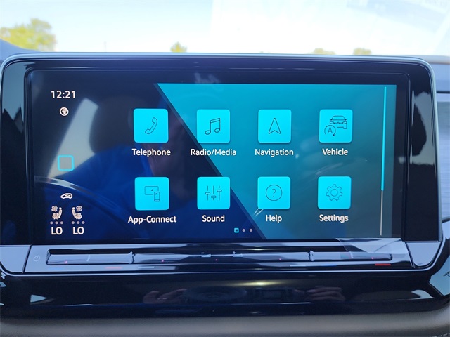 2026 Volkswagen Atlas Cross Sport SE Technology photo 17