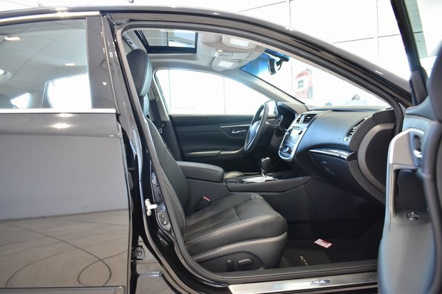2017 Nissan Altima 2.5 SL photo 11