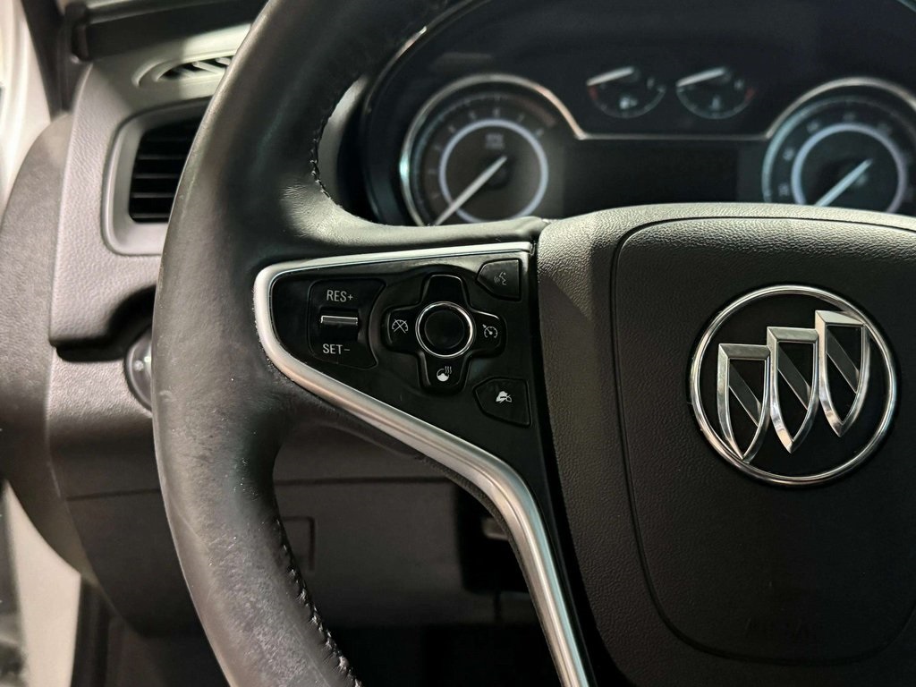 2017 Buick Regal Premium II photo 14