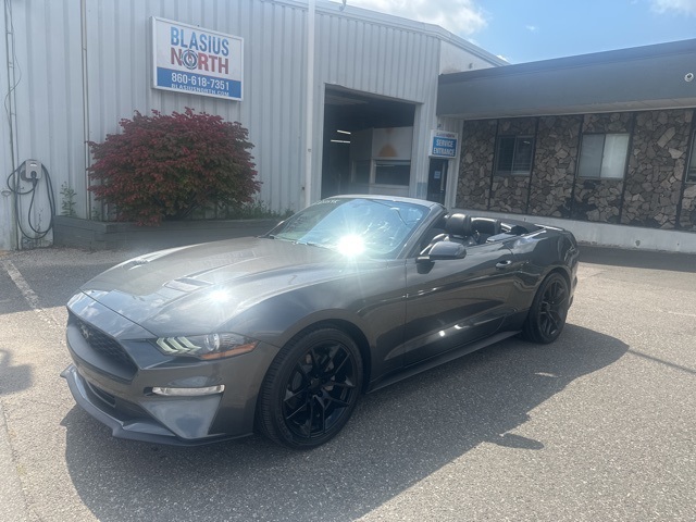 2020 Ford Mustang EcoBoost Premium photo 12