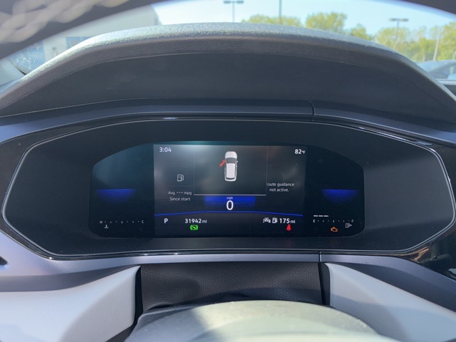 2022 Volkswagen Taos SE photo 14