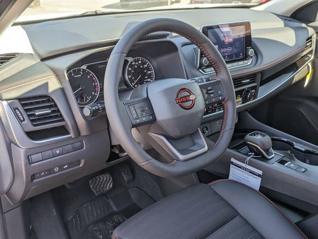 2026 Nissan Rogue SV photo 9