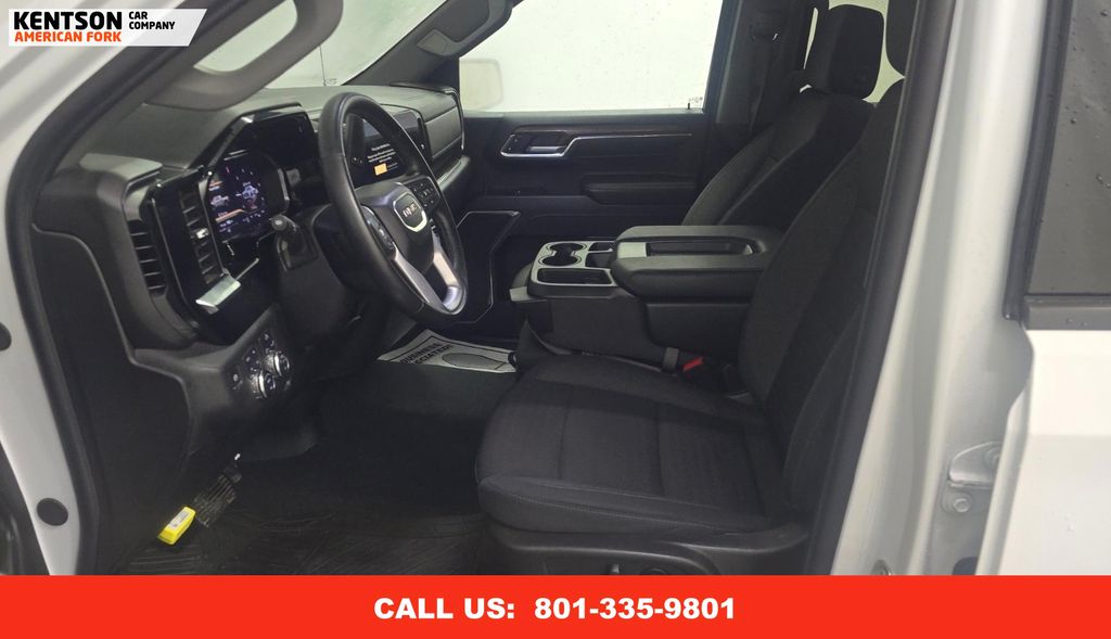 2024 Gmc Sierra Elevation photo 5