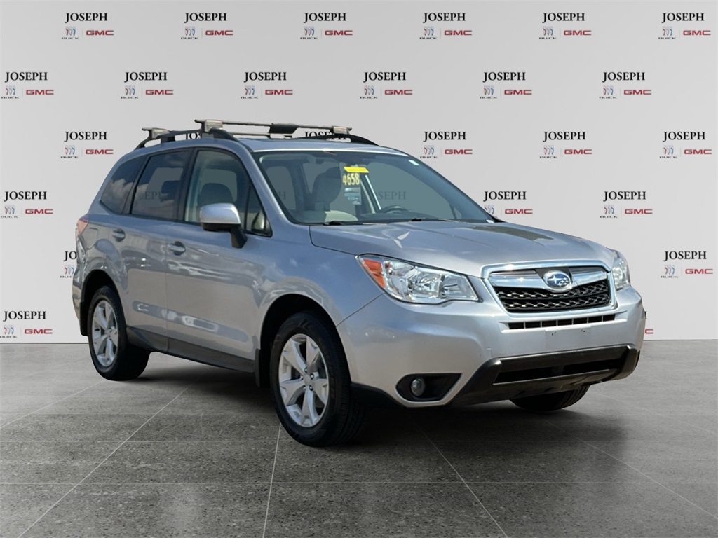 2016 Subaru Forester 2.5i Premium photo 2