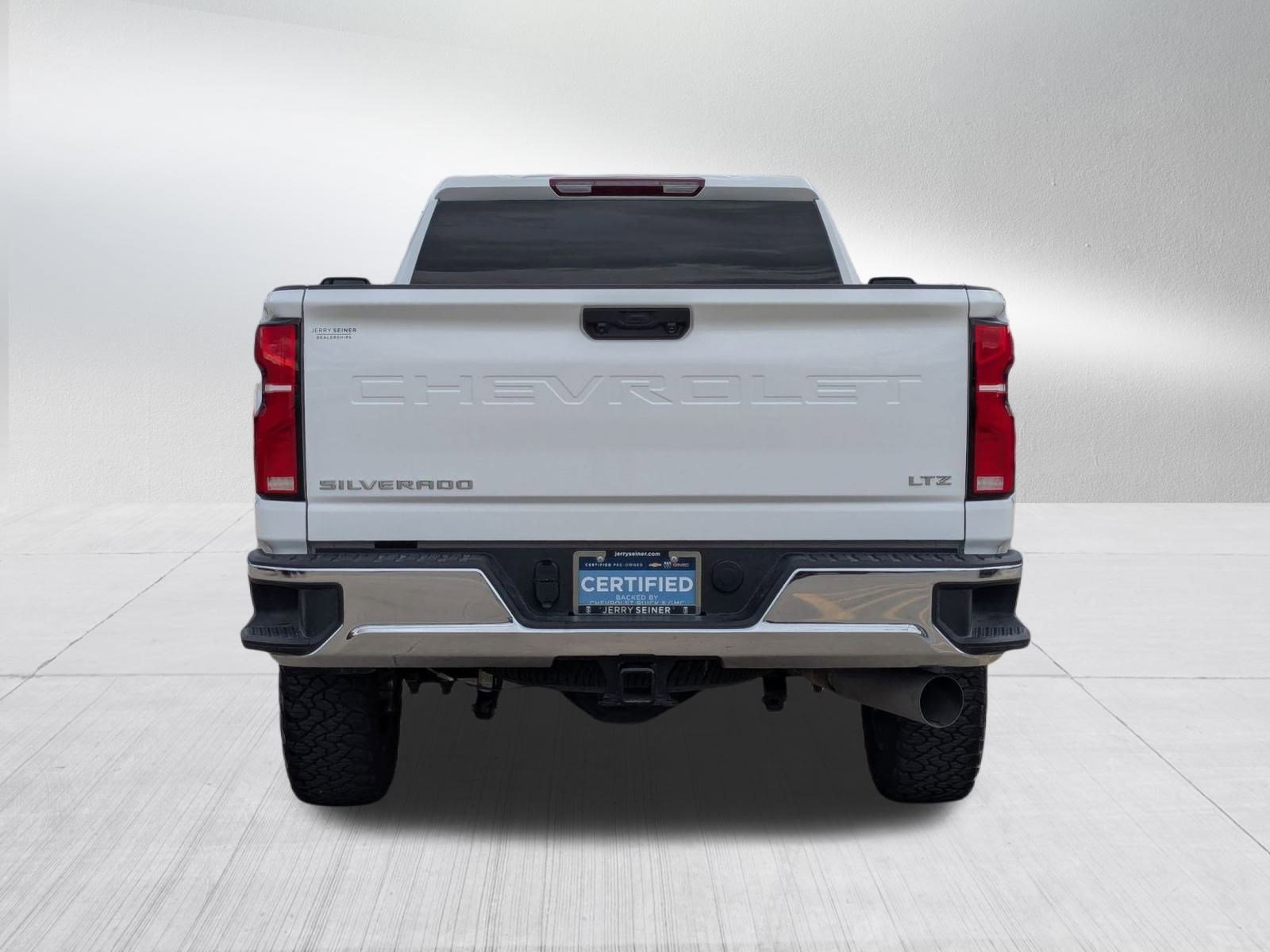 2025 Chevrolet Silverado 3500HD LTZ photo 4