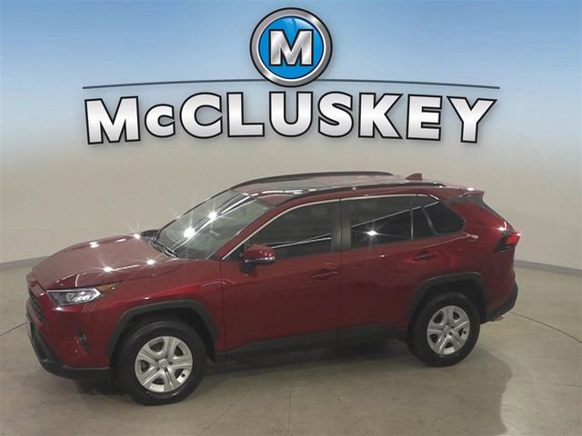 2019 Toyota RAV4 XLE's photo