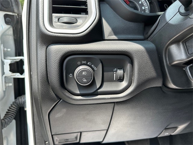2024 Ram 2500 Big Horn photo 26