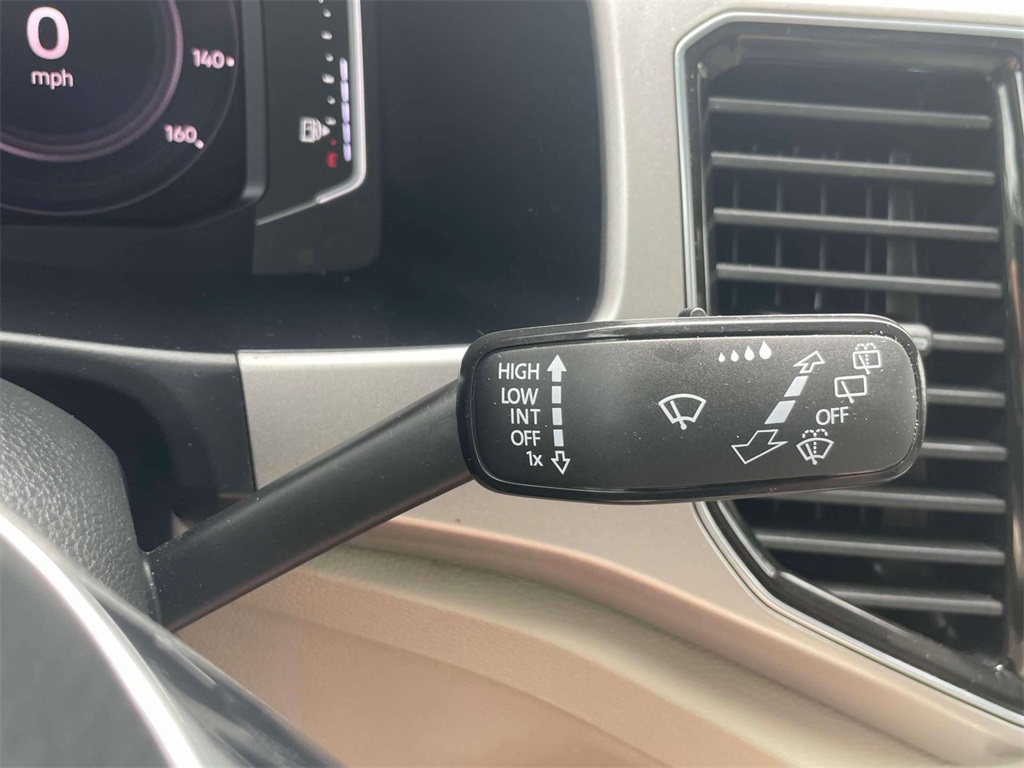 2019 Volkswagen Atlas V6 SEL Premium photo 23