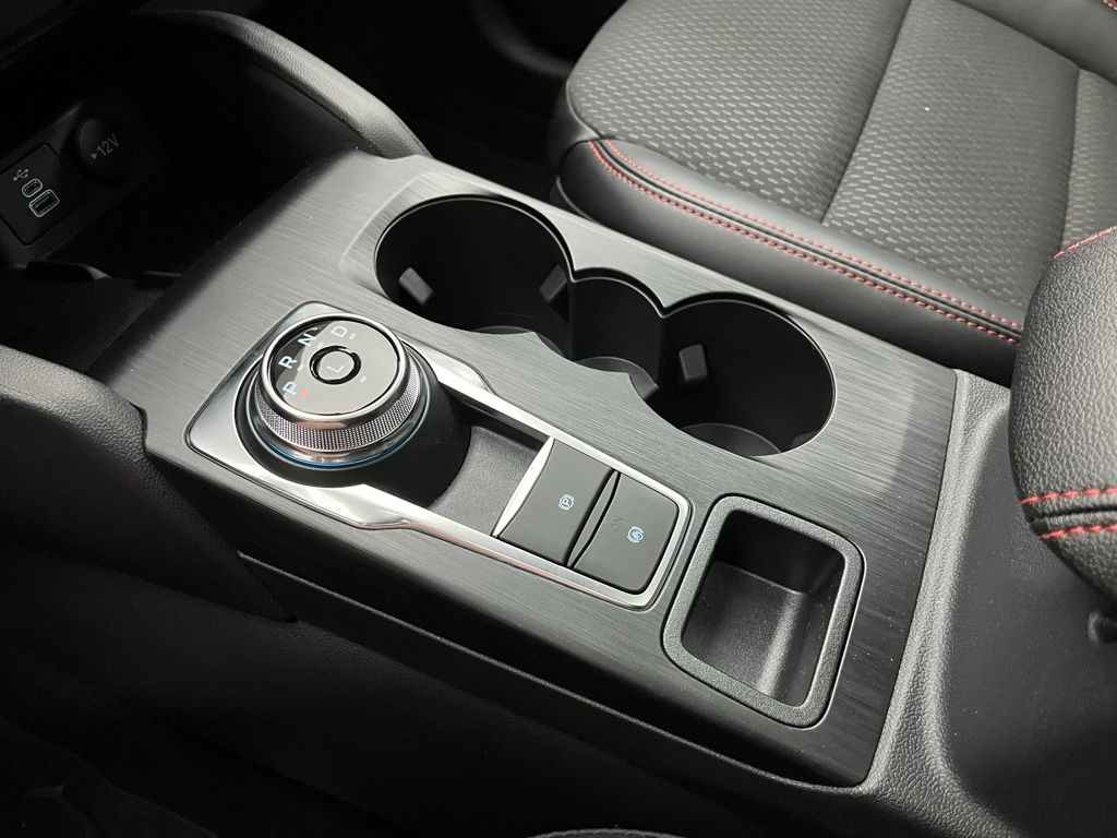 2024 Ford Escape ST-Line Select photo 21