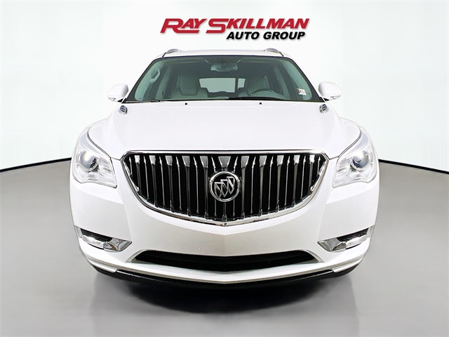2017 Buick Enclave Leather photo 2