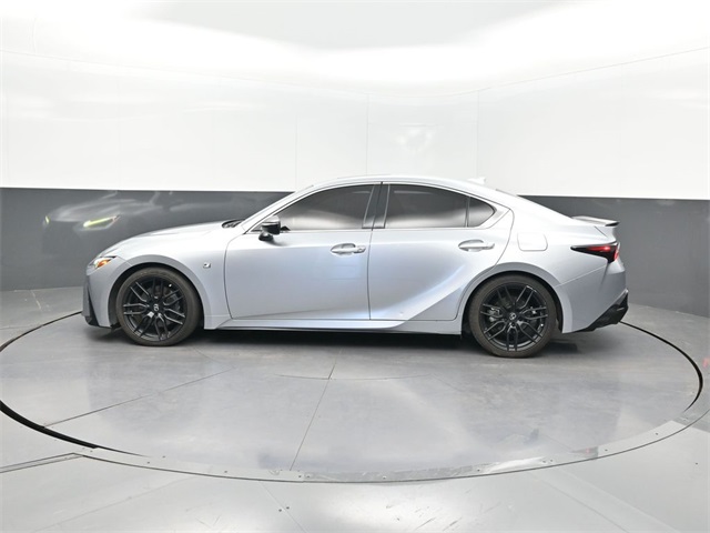 2021 Lexus IS 350 F SPORT photo 2