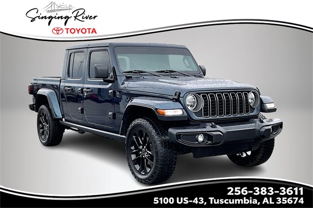 2025 Jeep Gladiator Nighthawk's photo