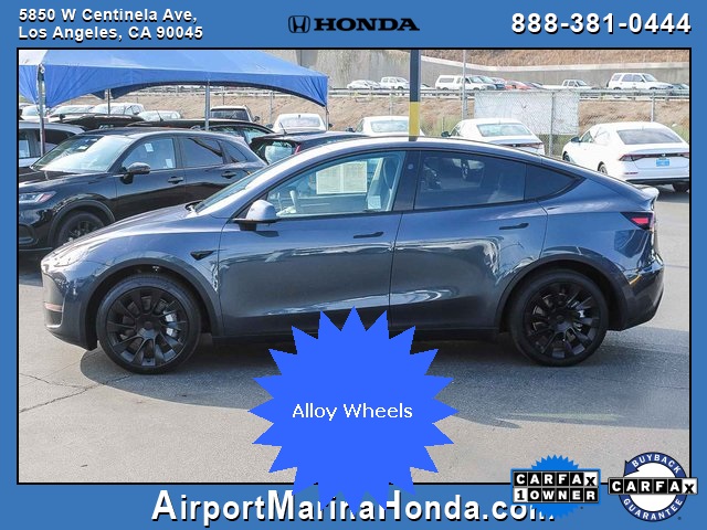 2023 Tesla Model Y Long Range photo 3