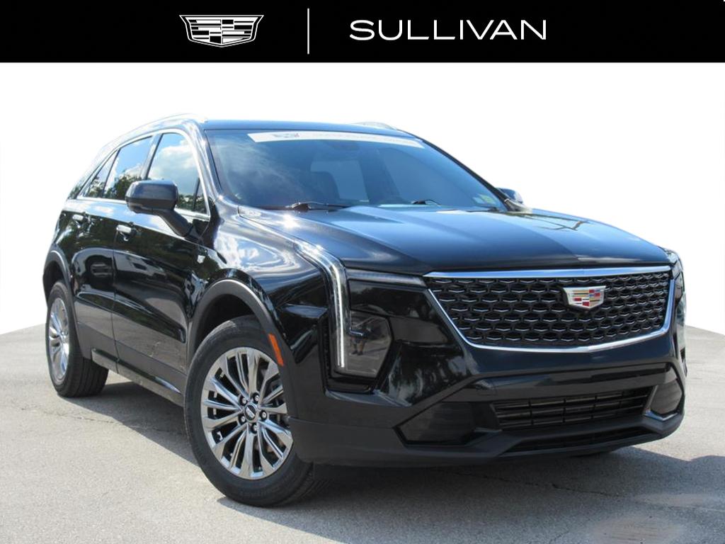 2025 Cadillac XT4 Premium Luxury photo 3