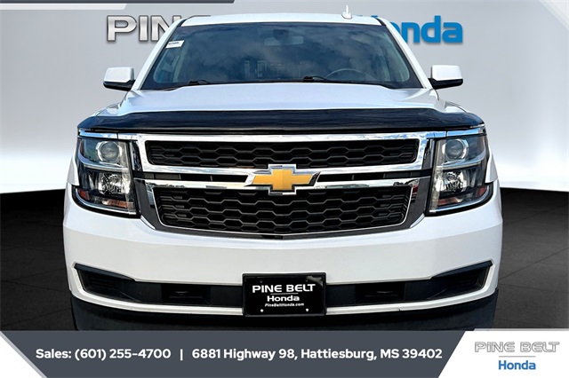 2017 Chevrolet Tahoe LS photo 3