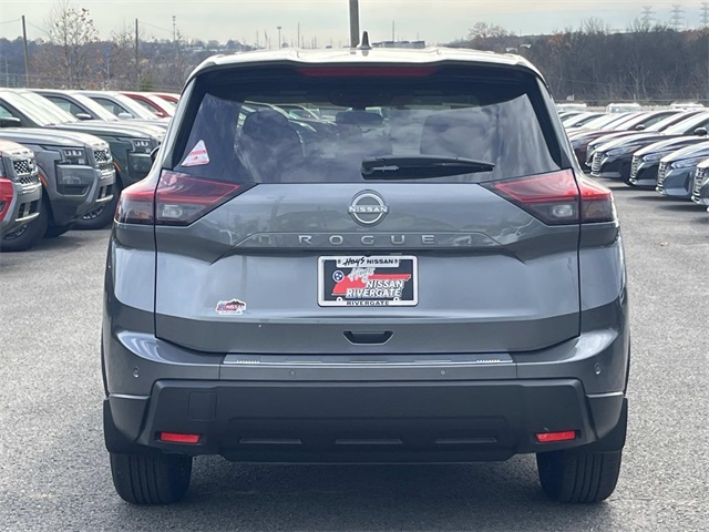 2026 Nissan Rogue SV photo 4