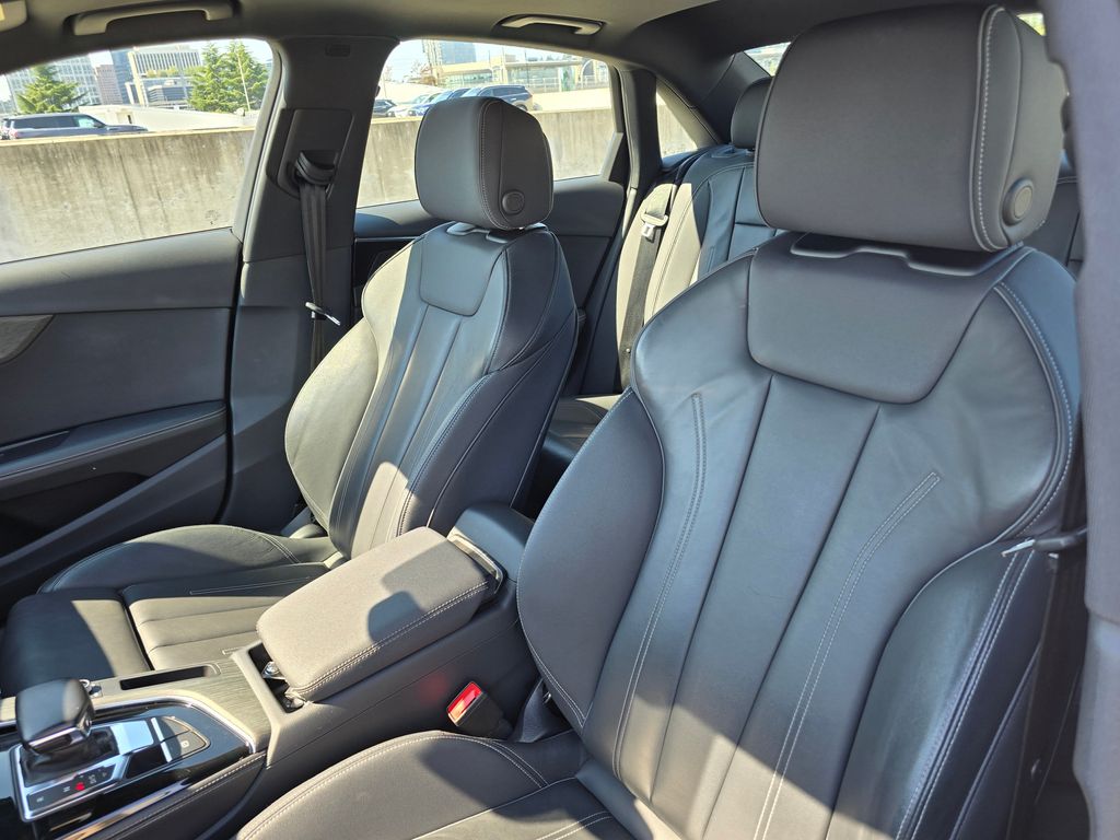 2023 Audi A4 S line Quattro Premium Plus photo 21