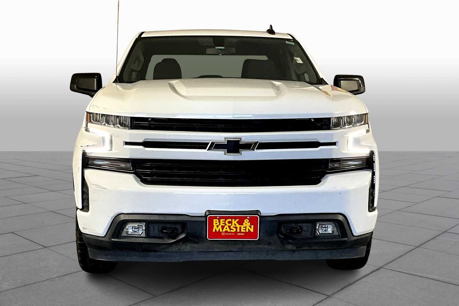 2021 Chevrolet Silverado 1500 RST photo 3