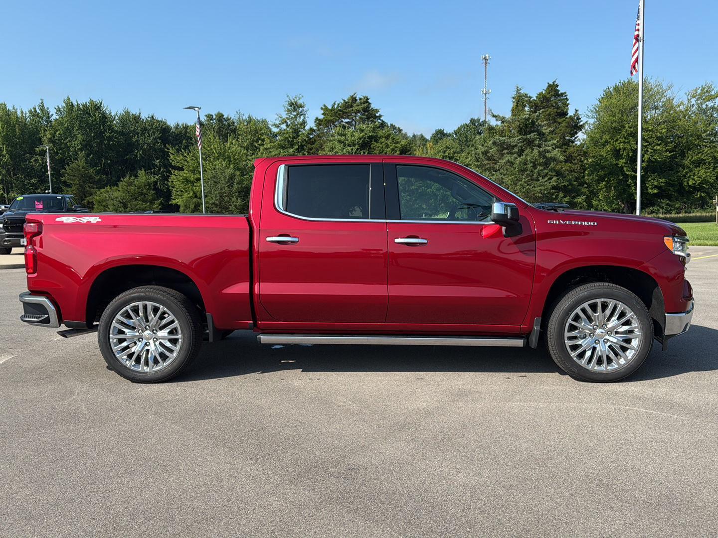 2025 Chevrolet Silverado 1500 LTZ photo 4