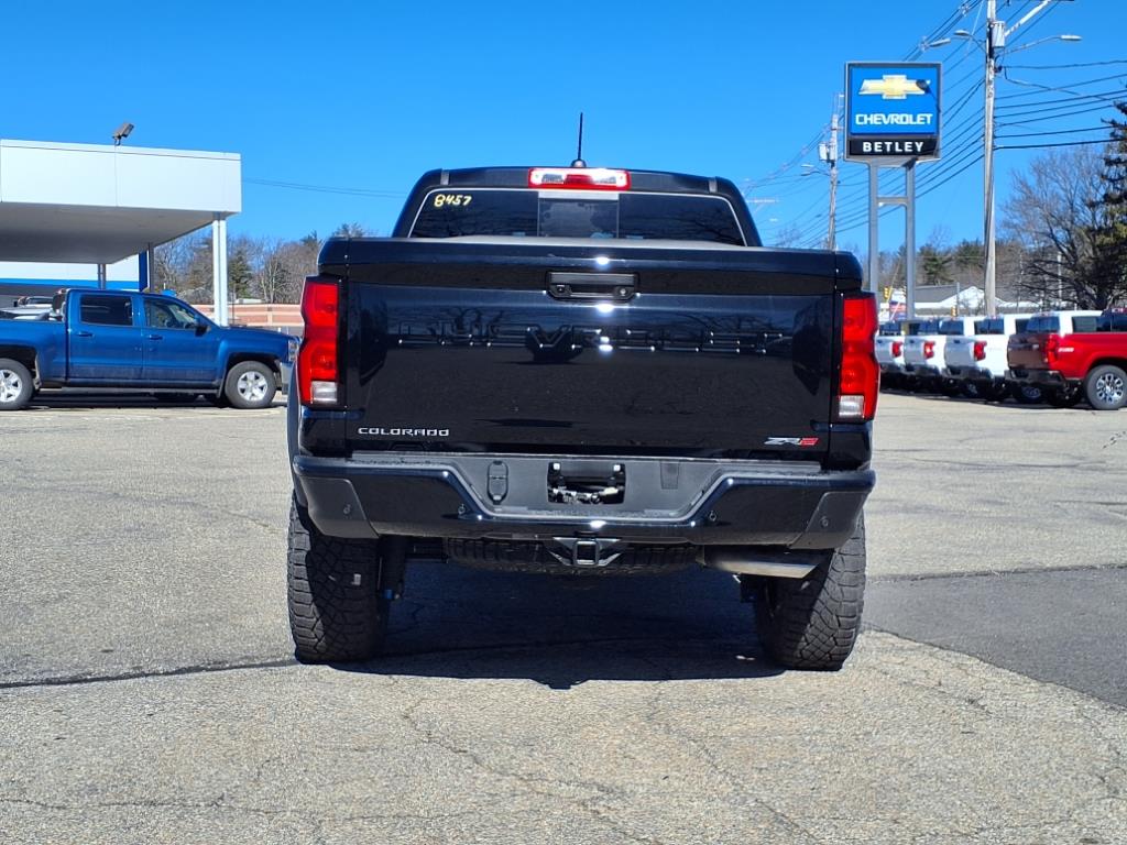 2025 Chevrolet Colorado ZR2 photo 4