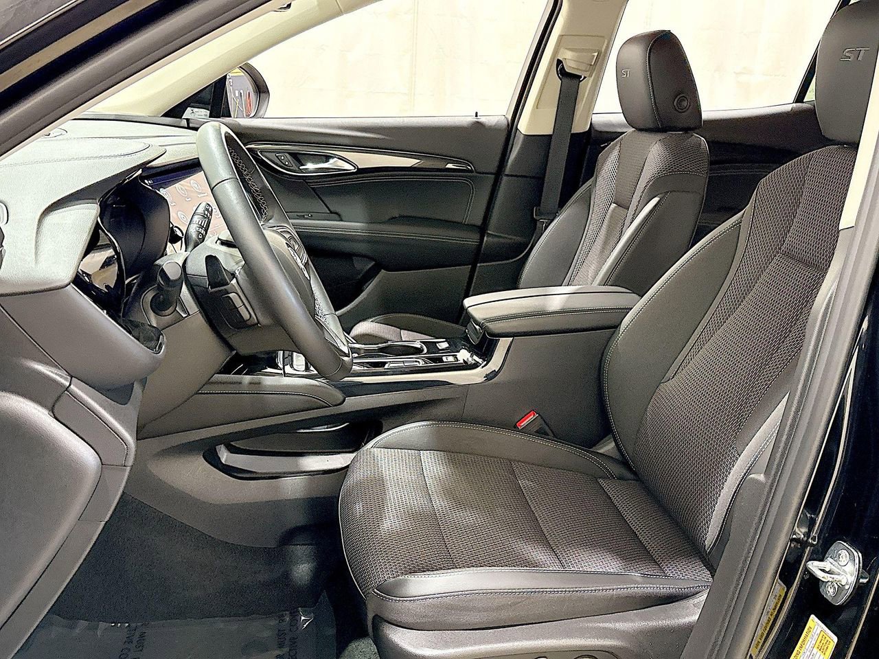2022 Buick Envision Preferred photo 18