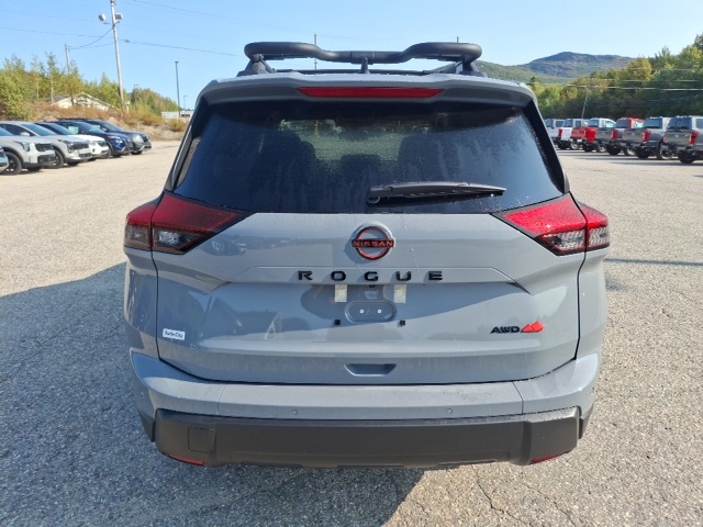 2026 Nissan Rogue SV photo 4