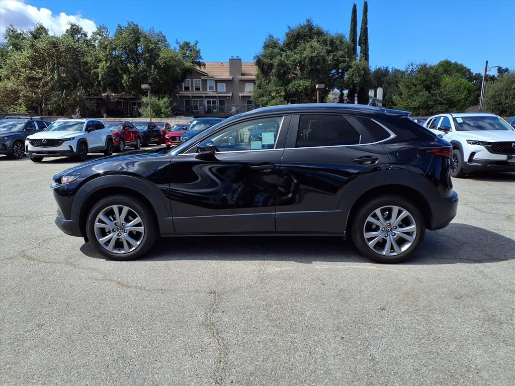 2022 Mazda CX-30 2.5 Select photo 3