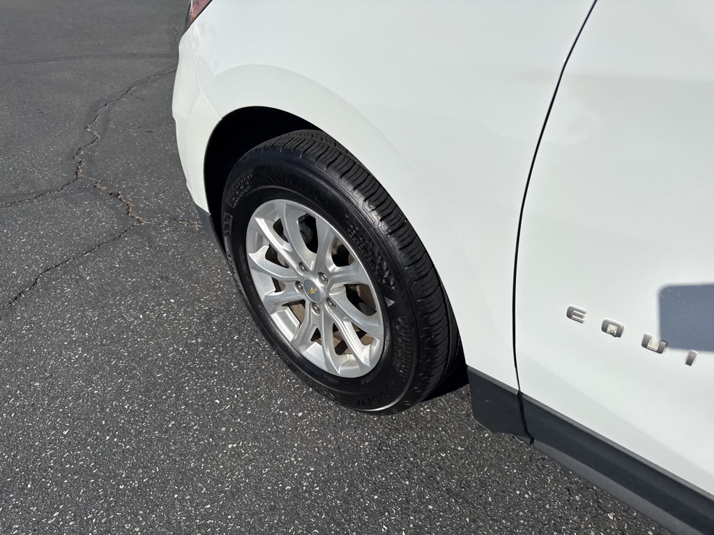 2020 Chevrolet Equinox LT photo 10