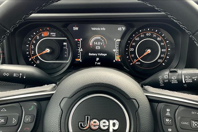 2025 Jeep Wrangler Rubicon photo 18