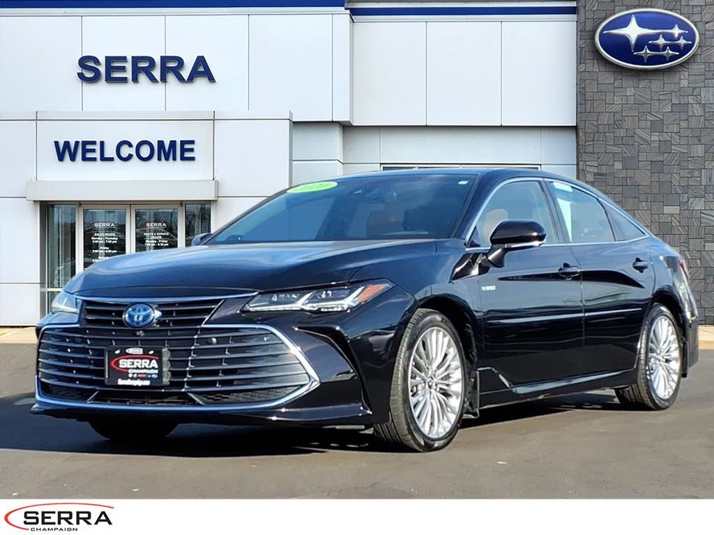 2020 Toyota Avalon Limited's photo