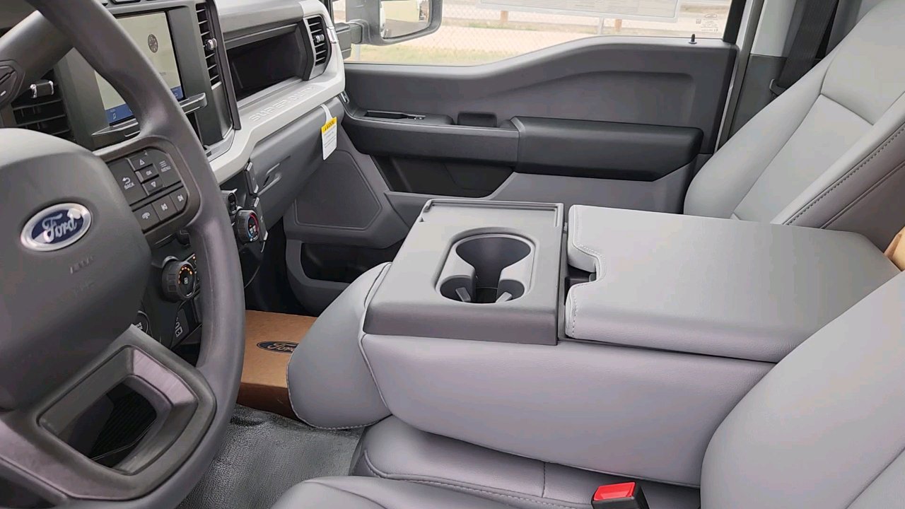 2024 Ford F-550 XL photo 19