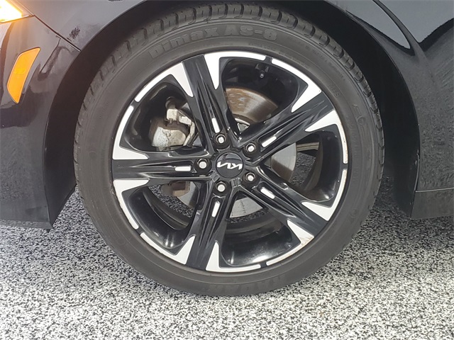 2022 Kia K5 GT-Line photo 6