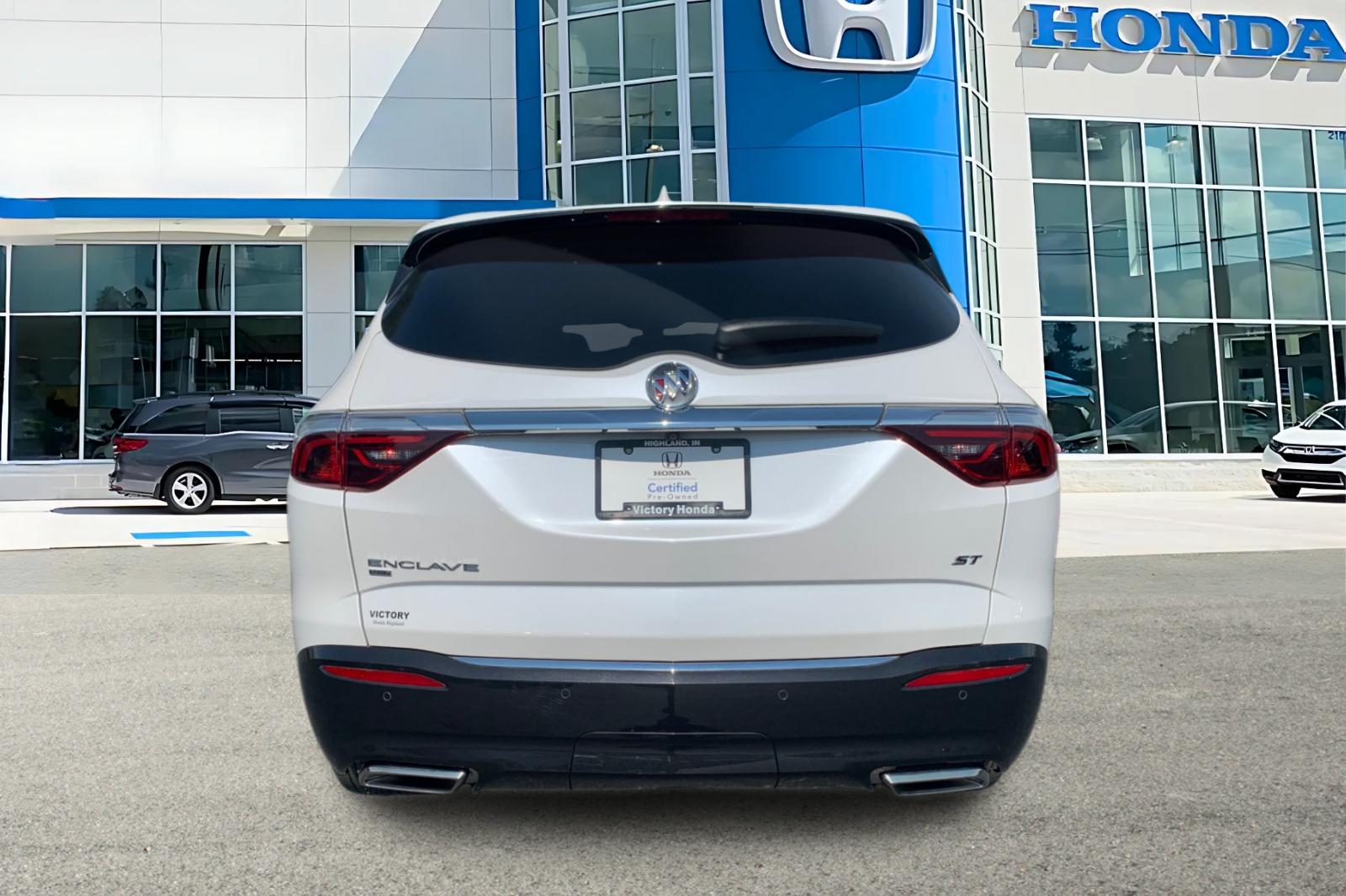 2023 Buick Enclave Essence photo 2